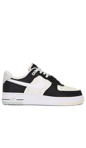 Nike Air Force 1 '07 Lv8 Sneaker in Cream,Black