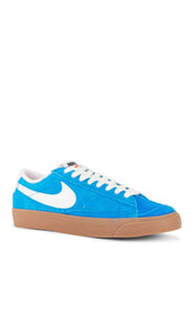 Nike Blazer Low '77 Vintage Sneaker in Blue