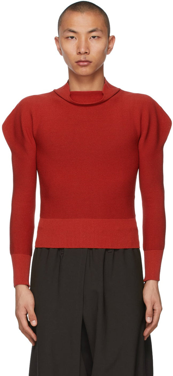 132-5-ISSEY-MIYAKE-Red-Flat-