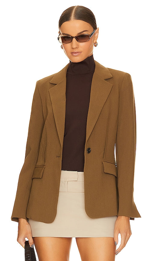1. STATE Exposed Dart Blazer in Neutral - 1. Blazer Dart exposé STATE en neutre - 1. STATE 中性外露省道西装外套 - 1. STATE Exposed Dart Blazer in Neutral - 1. 중립 상태의 STATE 노출 다트 블레이저 - 1. Blazer con freccette a vista STATE in colore neutro
