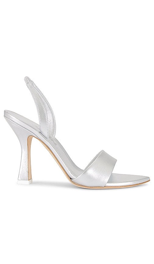 3JUIN Lily Heel in Metallic Silver - Talon Lily 3JUIN en argent métallisé - 3JUIN 金属银百合高跟鞋 - 3JUIN Lily Heel in Metallic-Silber - 3JUIN 메탈릭 실버 릴리 힐 - Tacco Giglio 3JUIN in Argento Metallizzato