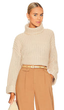 525 Chunky Turtleneck Shaker Pullover in Beige - Pull shaker à col roulé épais 525 en beige - 525 米色粗高领摇摇套头衫 - 525 Grober Rollkragenpullover in Beige - 525 청키 터틀넥 셰이커 풀오버 베이지 색상 - 525 Pullover Shaker a collo alto grosso in beige