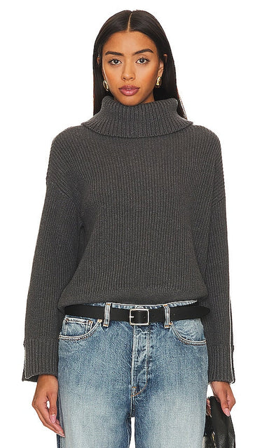 525 Giana Sweater in Grey - Pull 525 Giana en gris - 525 Giana 灰色毛衣 - 525 Giana Pullover in Grau - 525 Giana 스웨터그레이 색상 - Maglione 525 Giana in grigio