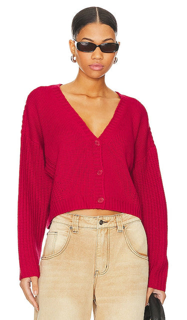 525 Harper Cardigan in Red - 525 Cardigan Harper en rouge - 525 Harper 红色开衫 - 525 Harper Cardigan in Rot - 525 Harper 가디건 색상은 레드 - Cardigan Harper 525 in rosso