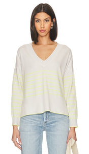 525 Noor Oversized Pullover in Grey - Pull surdimensionné 525 Noor en gris - 525 Noor 灰色大廓形套头衫 - 525 Noor Übergroßer Pullover in Grau - 525 Noor 오버사이즈 풀오버 그레이 색상 - Pullover oversize 525 Noor in grigio