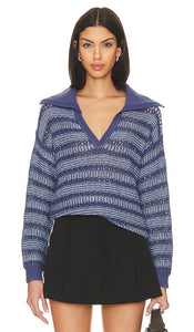 525 Rachel Sailor Pullover in Blue - Pull marin 525 Rachel en bleu - 525 Rachel 蓝色水手套头衫 - 525 Rachel Sailor Pullover in Blau - 525 Rachel Sailor 풀오버 블루 색상 - 525 Pullover Rachel Sailor in blu