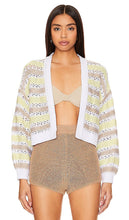 525 Zoe Cardi in White - 525 Zoé Cardi en blanc - 525 佐伊卡迪白色 - 525 Zoe Cardi in Weiß - 525 Zoe Cardi 화이트 색상 - 525 Zoe Cardi in bianco