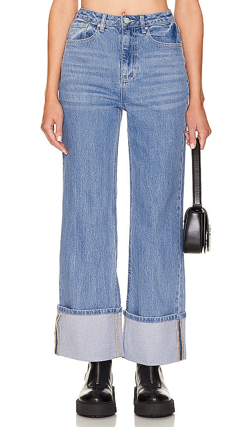 AFRM Kendall Cuff Hem Wide Leg in Blue - AFRM Kendall - Jambe large avec ourlet à revers - Bleu - AFRM Kendall 袖口下摆阔腿蓝色 - AFRM Kendall weites Bein mit Manschettensaum in Blau - AFRM Kendall 커프 밑단 와이드 레그 블루 색상 - AFRM Kendall polsino con orlo gamba larga in blu