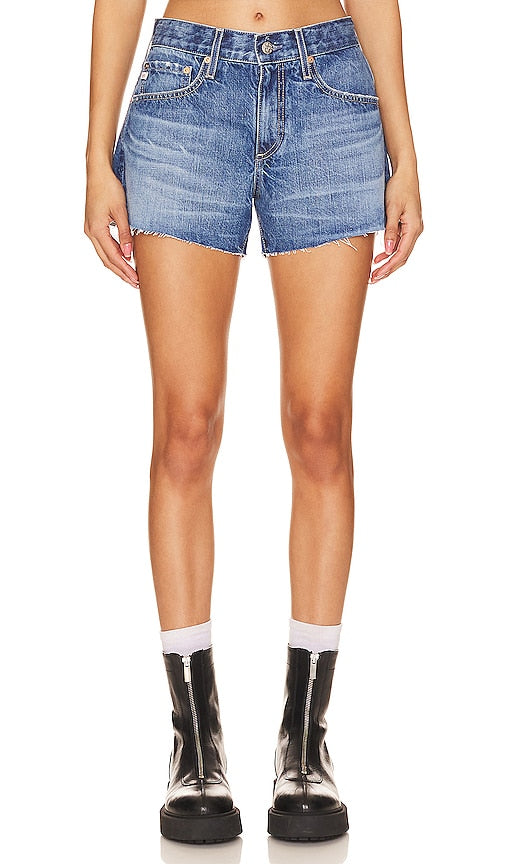 AG Jeans Hailey Cut-Off Short in Blue - AG Jeans - Hailey - Short coupé - Bleu - AG Jeans Hailey 蓝色毛边短裤 - AG Jeans Hailey Cut-Off Short in Blau - AG Jeans Hailey 컷오프 쇼츠 블루 색상 - Pantaloncini cut-off AG Jeans Hailey in blu