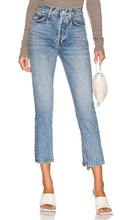 AGOLDE Riley High Rise Straight Crop in Blue - AGOLDE Riley Crop court droit taille haute en bleu - AGOLDE Riley 蓝色高腰直筒九分裤 - AGOLDE Riley High Rise Straight Crop in Blau - AGOLDE Riley 하이라이즈 스트레이트 크롭 블루 색상 - AGOLDE Riley Crop dritto a vita alta in blu