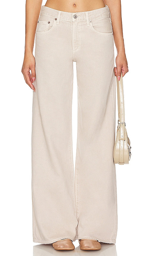 AGOLDE Clara Low Rise Baggy Flare in Light Grey - AGOLDE Clara taille basse Baggy Flare en gris clair - AGOLDE Clara 浅灰色低腰宽松喇叭裤 - AGOLDE Clara Low Rise Baggy Flare in Hellgrau - AGOLDE Clara 로우라이즈 배기 플레어 라이트 그레이 색상 - AGOLDE Clara Baggy Flare a vita bassa in grigio chiaro