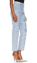 AGOLDE Cooper Cargo in Denim-Light