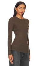 AGOLDE Delphi Slim Tee in Brown