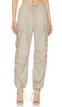 AGOLDE Ginerva Cargo Pant in Beige - AGOLDE Pantalon cargo Ginerva en beige - AGOLDE Ginerva 米色工装裤 - AGOLDE Ginerva Cargohose in Beige - AGOLDE Ginerva 카고 팬츠베이지 색상 - Pantaloni cargo AGOLDE Ginerva in beige