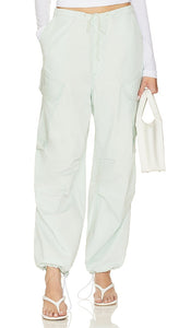 AGOLDE Ginerva Cargo Pant in Mint - Pantalon cargo AGOLDE Ginerva en menthe - AGOLDE 薄荷色 Ginerva 工装裤 - AGOLDE Ginerva Cargohose in Mint - AGOLDE GINERVA 카고 팬츠 - Pantaloni cargo AGOLDE Ginerva in menta