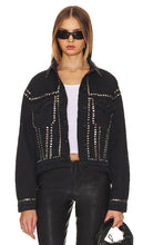 ALLSAINTS Bella Stud Denim Jacket in Black - ALLSAINTS Veste en jean Bella Stud en noir - ALLSAINTS Bella 黑色铆钉牛仔夹克 - ALLSAINTS Bella Stud Jeansjacke in Schwarz - ALLSAINTS Bella 스터드 데님 재킷블랙 색상 - Giacca di jeans ALLSAINTS Bella Stud in nero