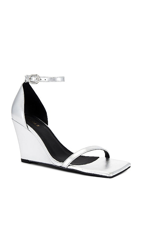 ALOHAS Gata Sandal in Metallic Silver
