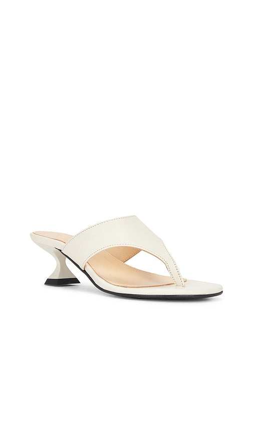ALOHAS Tess Sandals in Cream