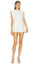 Amanda Uprichard Kent Romper in White - Amanda Uprichard Kent Barboteuse en Blanc - 阿曼达·乌普里查德·肯特 (Amanda Uprichard Kent) 白色连衣裤 - Amanda Uprichard Kent Strampler in Weiß - Amanda Uprichard Kent 롬퍼 화이트 색상 - Pagliaccetto Amanda Uprichard Kent in bianco