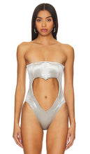 AMOR MIA Venera Bodysuit Silver in Metallic Silver
