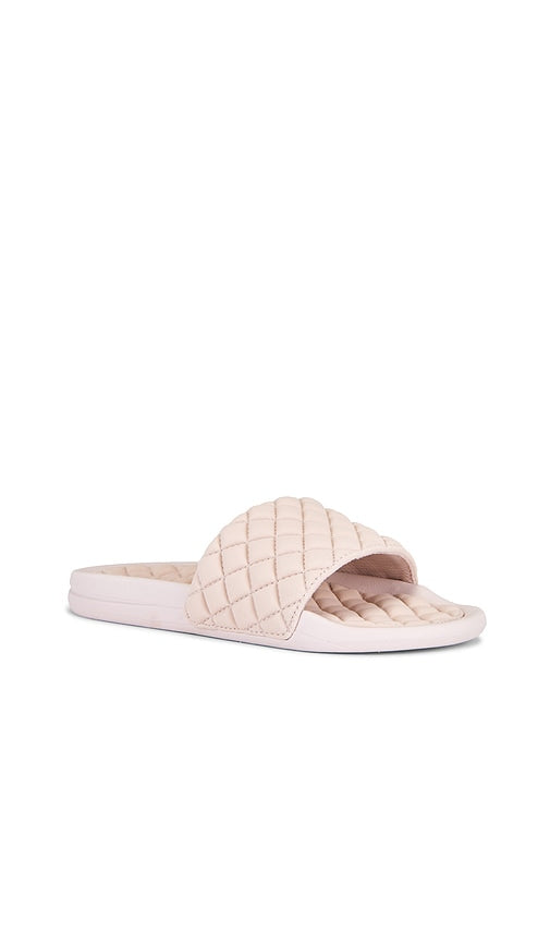 APL: Athletic Propulsion Labs Lusso Pool Slide in Blush