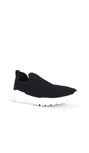 APL: Athletic Propulsion Labs Techloom Traveler Sneaker in Black