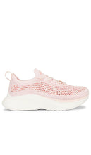 APL: Athletic Propulsion Labs Zipline Sneaker in Rose - APL : Baskets Zipline d'Athletic Propulsion Labs en rose - APL：Athletic Propulsion Labs 玫瑰色 Zipline 运动鞋 - APL: Athletic Propulsion Labs Zipline Sneaker in Rose - APL: Athletic Propulsion Labs 로즈 집라인 스니커즈 - APL: Sneaker Zipline di Athletic Propulsion Labs in rosa