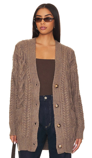 ASTR the Label Charli Cardigan in Brown - ASTR the Label Cardigan Charli en marron - ASTR the Label Charli 棕色开衫 - ASTR the Label Charli Cardigan in Braun - ASTR the Label Charli 브라운 색상의 카디건 - ASTR l'etichetta Charli Cardigan in marrone