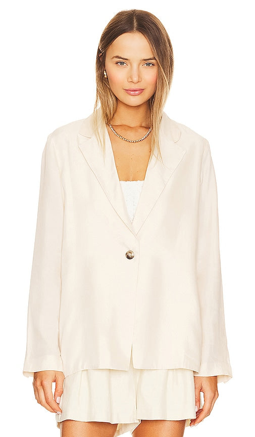 ASTR the Label Hallie Blazer in Cream