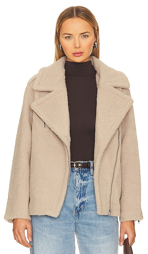 ASTR the Label Layne Jacket in Tan - Veste Layne ASTR the Label en beige - ASTR the Label Layne 黄褐色夹克 - ASTR the Label Layne Jacke in Hellbraun - ASTR the Label Layne 재킷 색상 - ASTR la giacca Label Layne in marrone chiaro