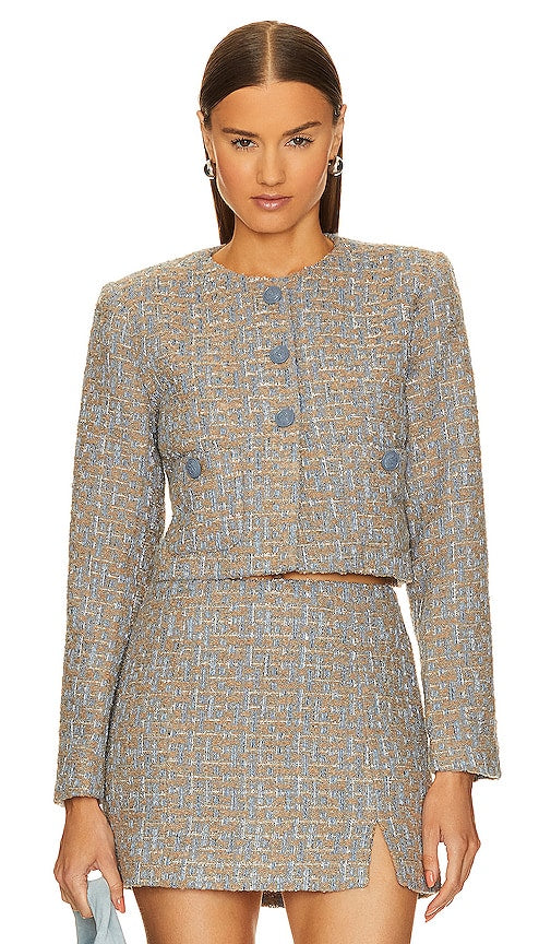 ASTR the Label Lyssa Jacket in Baby Blue - Veste Lyssa ASTR the Label en bleu bébé - ASTR the Label Lyssa 淡蓝色夹克 - ASTR the Label Lyssa Jacke in Babyblau - ASTR the Label 리사 재킷 - ASTR la giacca Label Lyssa in baby blue