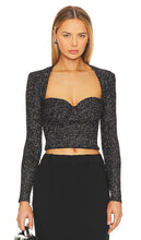 ASTR the Label Mayhew Top in Black - ASTR the Label - Haut Mayhew en noir - ASTR the Label Mayhew 黑色上衣 - ASTR the Label Mayhew Top in Schwarz - ASTR the Label 메이휴 탑 색상 - ASTR il top dell'etichetta Mayhew in nero