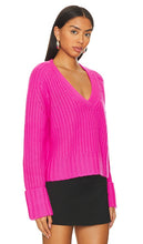 Autumn Cashmere Chunky V-neck Sweater in Pink