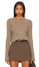 AYNI Mulli Sweater in Beige - Pull AYNI Mulli en beige - AYNI Mulli 米色毛衣 - AYNI Mulli Pullover in Beige - AYNI 멀리리 스웨터베이지색 - Maglione AYNI Mulli in beige