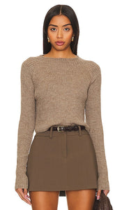 AYNI Mulli Sweater in Beige - Pull AYNI Mulli en beige - AYNI Mulli 米色毛衣 - AYNI Mulli Pullover in Beige - AYNI 멀리리 스웨터베이지색 - Maglione AYNI Mulli in beige