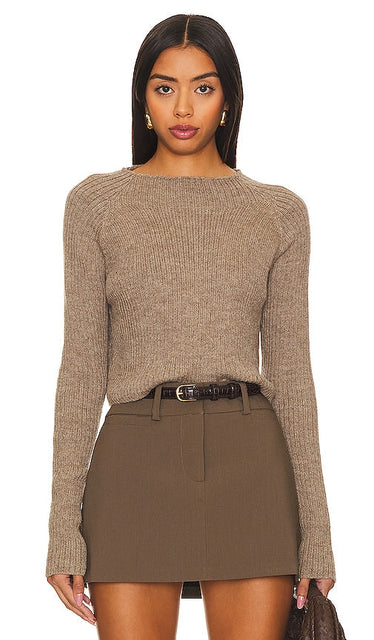 AYNI Mulli Sweater in Beige - Pull AYNI Mulli en beige - AYNI Mulli 米色毛衣 - AYNI Mulli Pullover in Beige - AYNI 멀리리 스웨터베이지색 - Maglione AYNI Mulli in beige