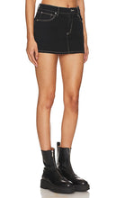 Abrand 99 Low Skirt in Black