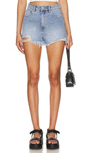 Abrand A High Relaxed Short in Blue - Abrand Un short haut décontracté en bleu - Abrand 蓝色高休闲短裤 - Abrand Eine hochentspannte Shorts in Blau - Abrand A 하이 릴렉스 쇼츠 블루 색상 - Abrand Un pantaloncino alto e rilassato in blu