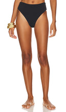 Agua Bendita Penelope Bikini Bottom in Black - Bas de bikini Penelope Agua Bendita en noir - Agua Bendita Penelope 黑色比基尼泳裤 - Agua Bendita Penelope Bikinihose in Schwarz - Agua Bendita Penelope 비키니 하의 블랙 색상 - Slip bikini Agua Bendita Penelope in nero