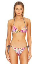 Agua Bendita X Revolve Lolita Triangle Top in Pink - Haut triangle Lolita Agua Bendita X Revolve en rose - Agua Bendita X Revolve Lolita 粉色三角上衣 - Agua Bendita X Revolve Lolita Triangel-Top in Rosa - Agua Bendita X Revolve Lolita 트라이앵글 탑 - Top a triangolo Agua Bendita X Revolve Lolita in rosa