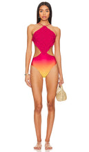 Agua Bendita x REVOLVE Adara One Piece in Fuchsia - Une pièce Adara Agua Bendita x REVOLVE en fuchsia - Agua Bendita x REVOLVE Adara One Piece 紫红色 - Agua Bendita x REVOLVE Adara Einteiler in Fuchsia - Agua Bendita x REVOLVE Adara 원피스 in Fuchsia - Agua Bendita x REVOLVE Adara One Piece in fucsia