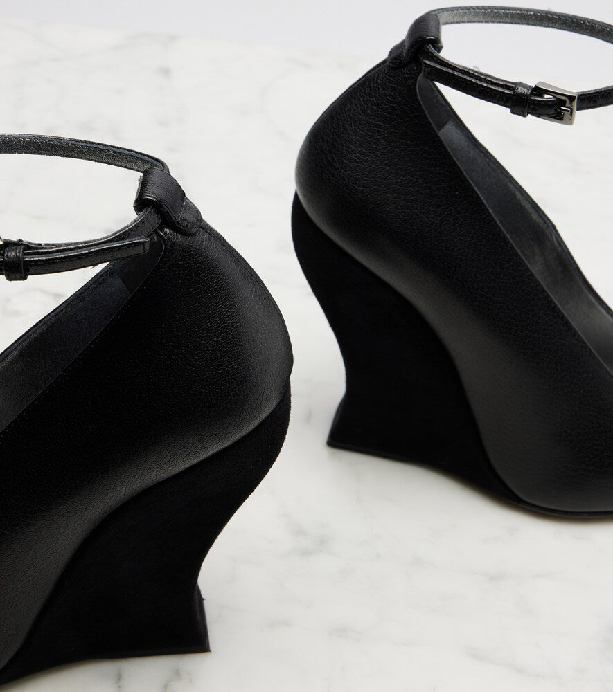 Alaia 110 leather wedges (Black) - High-Heel Pumps