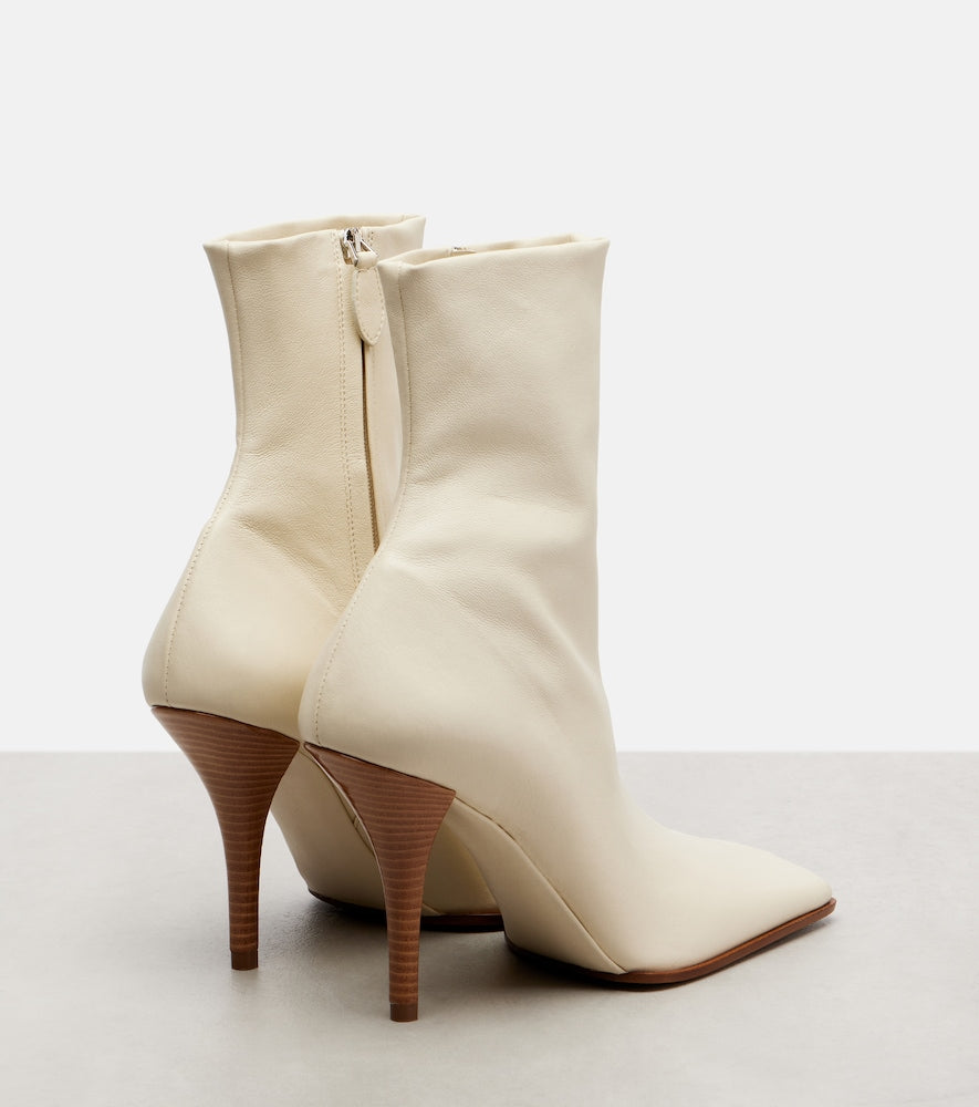 White Alaia 90 leather ankle boots - High Heels