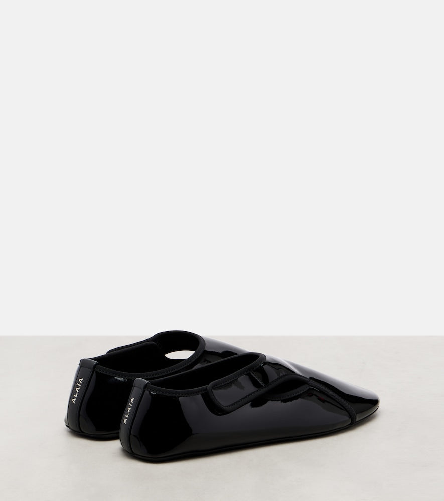 Alaia Criss Cross leather-trimmed ballet flats - Black Ballerina Flats