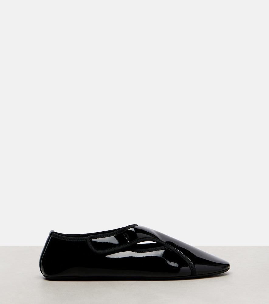 Alaia Criss Cross leather-trimmed ballet flats - Black Ballerina Flats