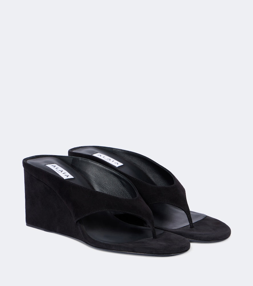 Alaia Cube 75 suede wedge thong sandals in Black - Heeled Sandals