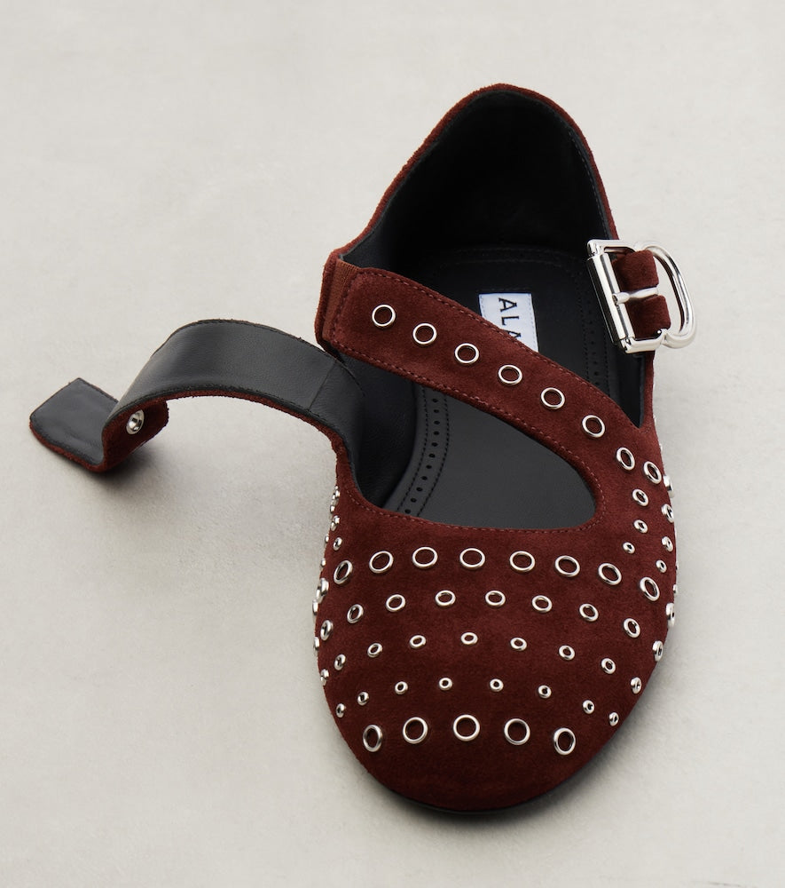 Alaia Embellished suede ballet flats in Burgundy - Ballerina Flats