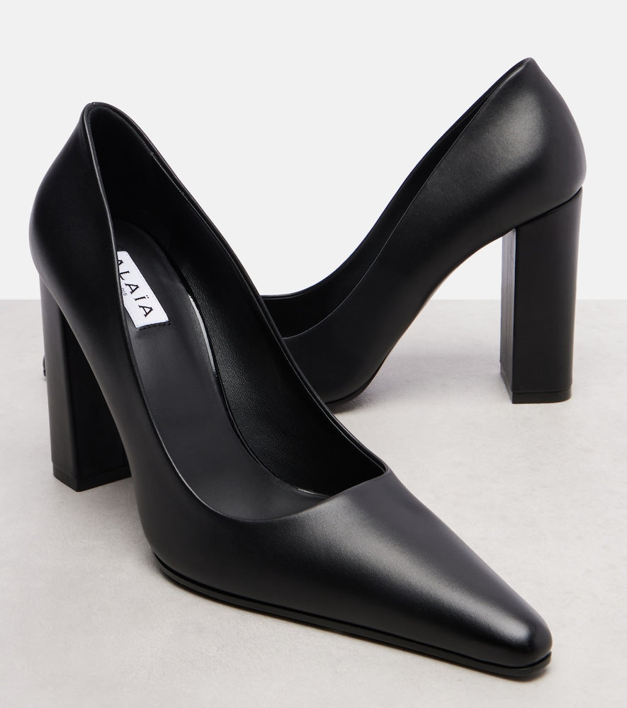 Alaia Pointy leather pumps - Black High-Heel Pumps