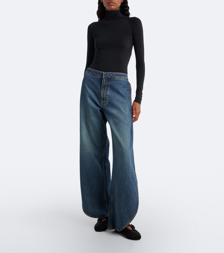 Alaia Vienne embellished suede ballet flats in Black - Ballerina Flats