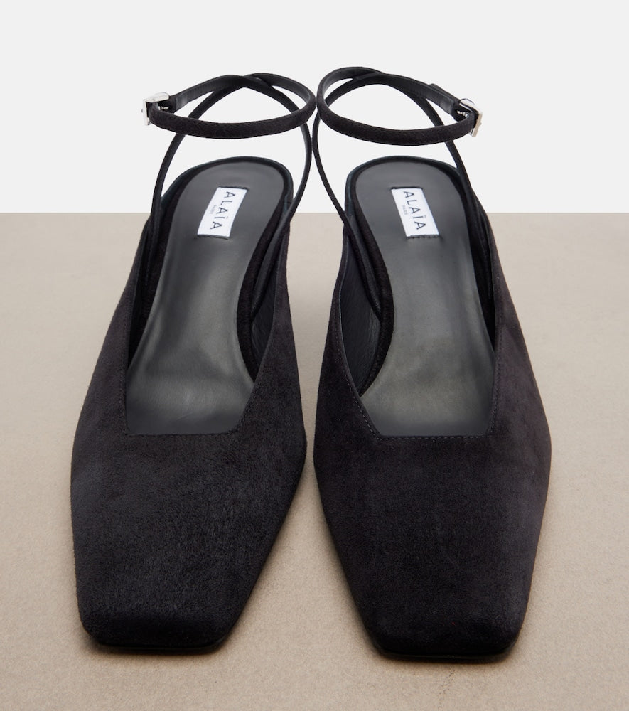 Alaia Wave suede wedges (Black) - Mid Heel Pumps